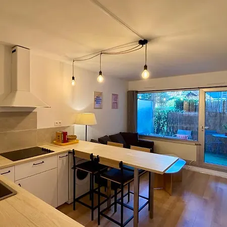 公寓 Renovated 2 With Swimming Pool 4 People 昂蒂布