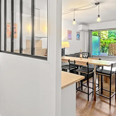 公寓 Renovated 2 With Swimming Pool 4 People 昂蒂布