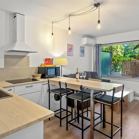 Renovated 2 With Swimming Pool 4 People 公寓 昂蒂布